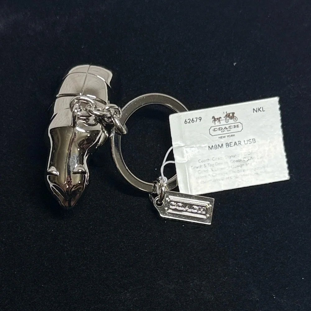 Coach USB Keychain RARE Silver Gunmetal Bear w/ Tiny Metal Coach Hang Tag NWT - Picture 2 of 12